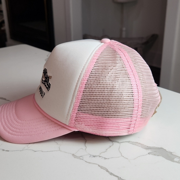 VINTAGE STYLE PINK & WHITE LOVE LOUDLY TRUCKER HAT SNAPBACK - Picture 4 of 8